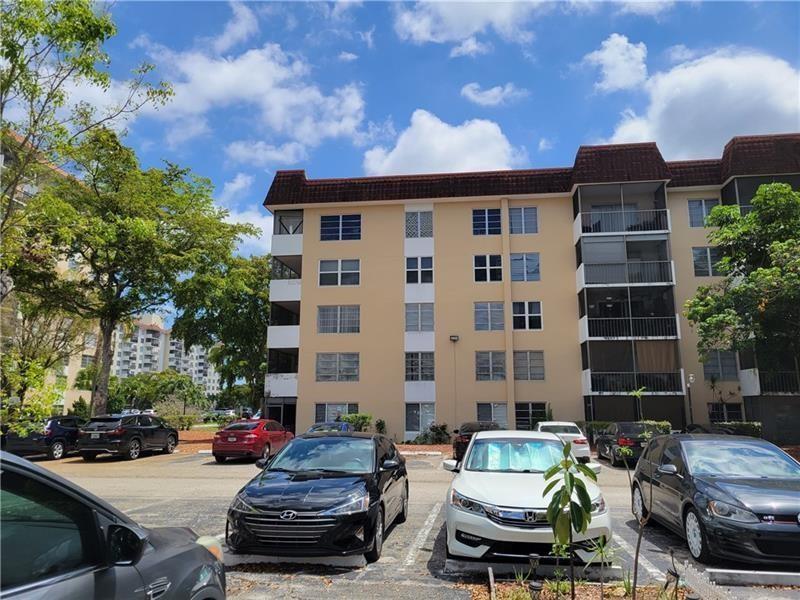 4158 Inverrary Dr #404