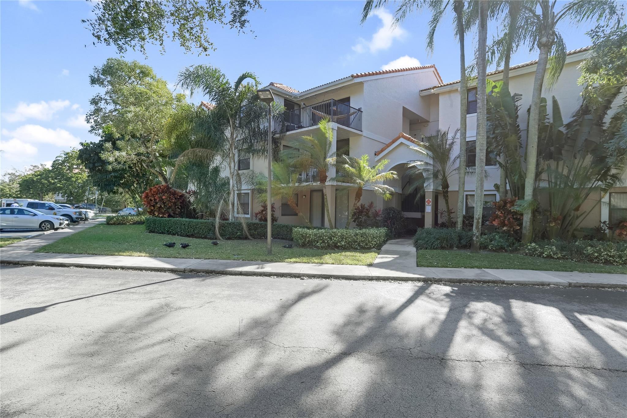 10131 W Sunrise Blvd #306