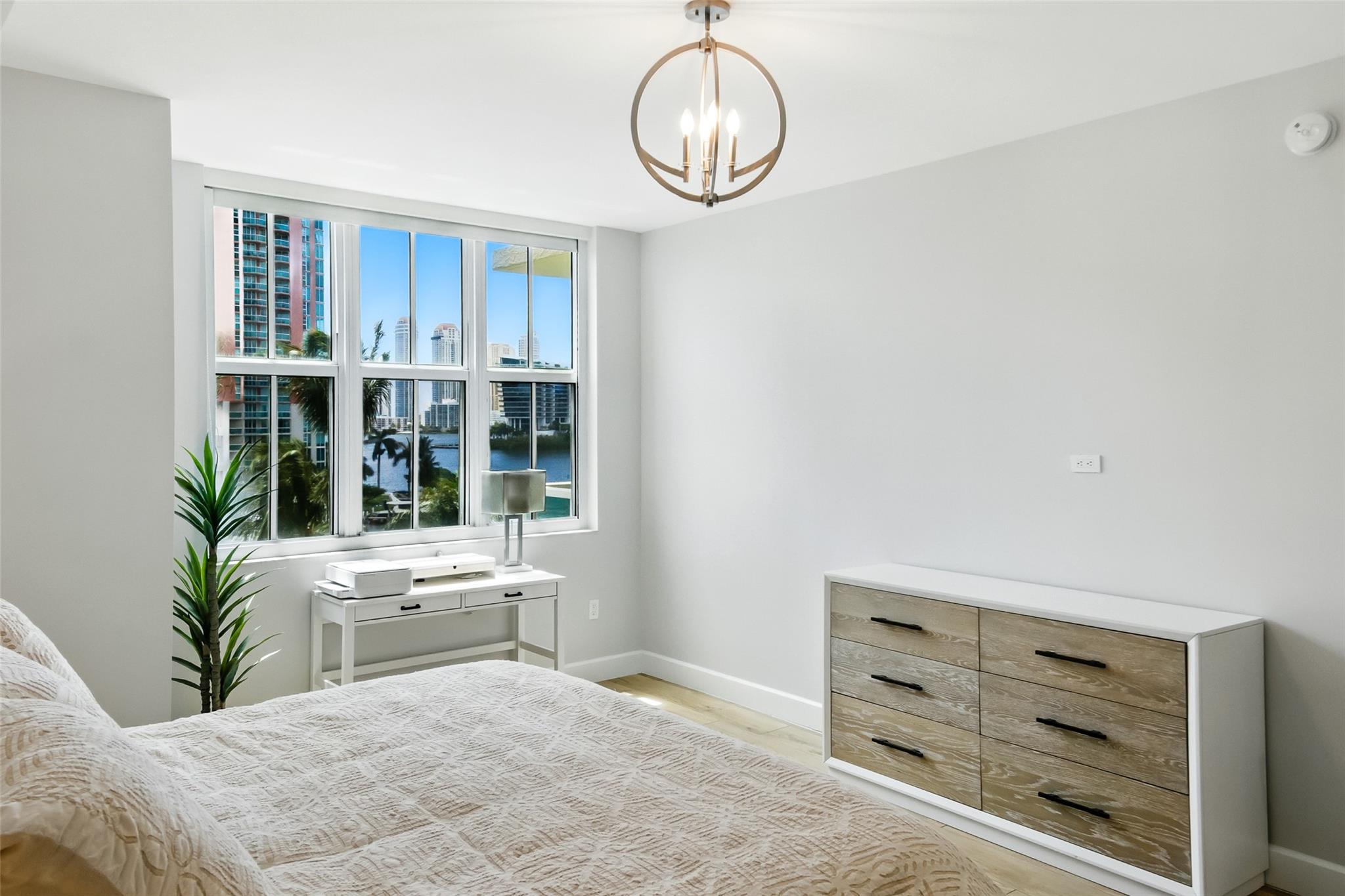 image Aventura Marina24