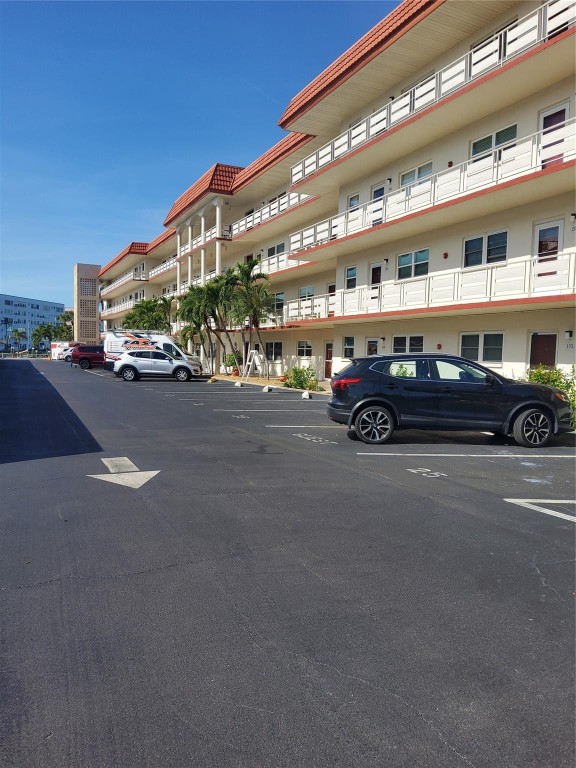 3114 59th #303 St Petersburg, FL 33707