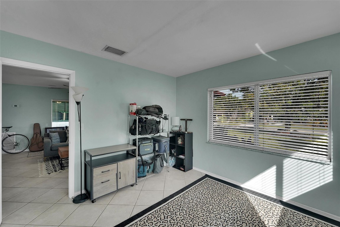 380 NW 47th Ct Fort Lauderdale, FL 33309