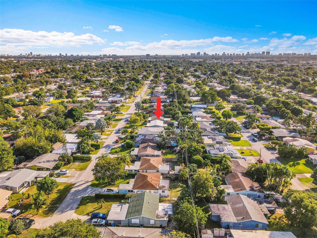 380 NW 47th Ct Fort Lauderdale, FL 33309