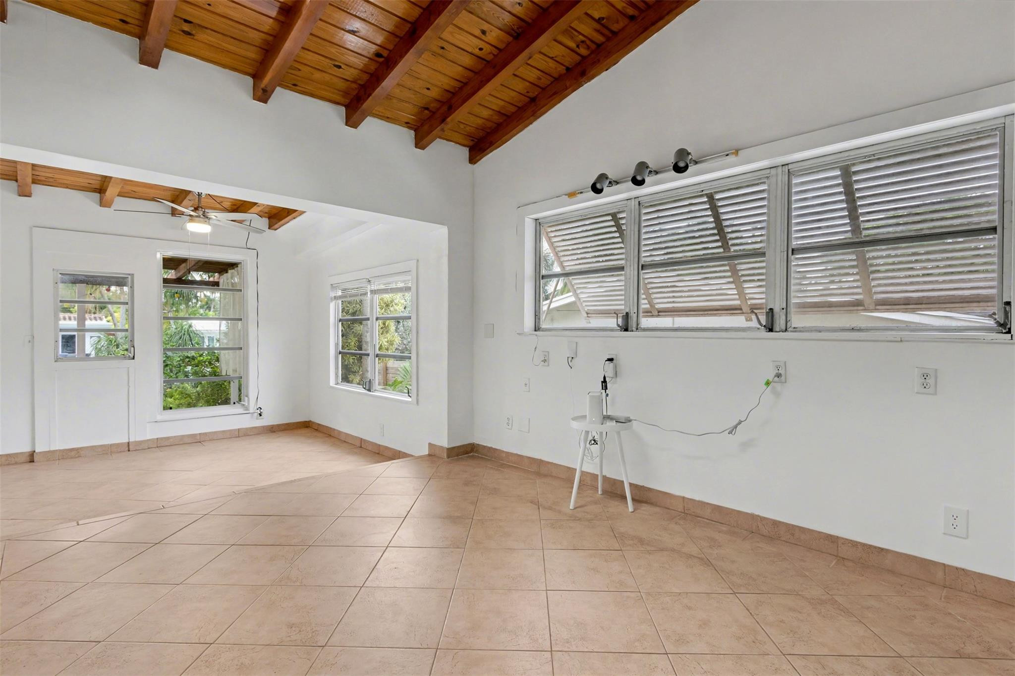 1728 SW 4th Fort Lauderdale, FL 33312