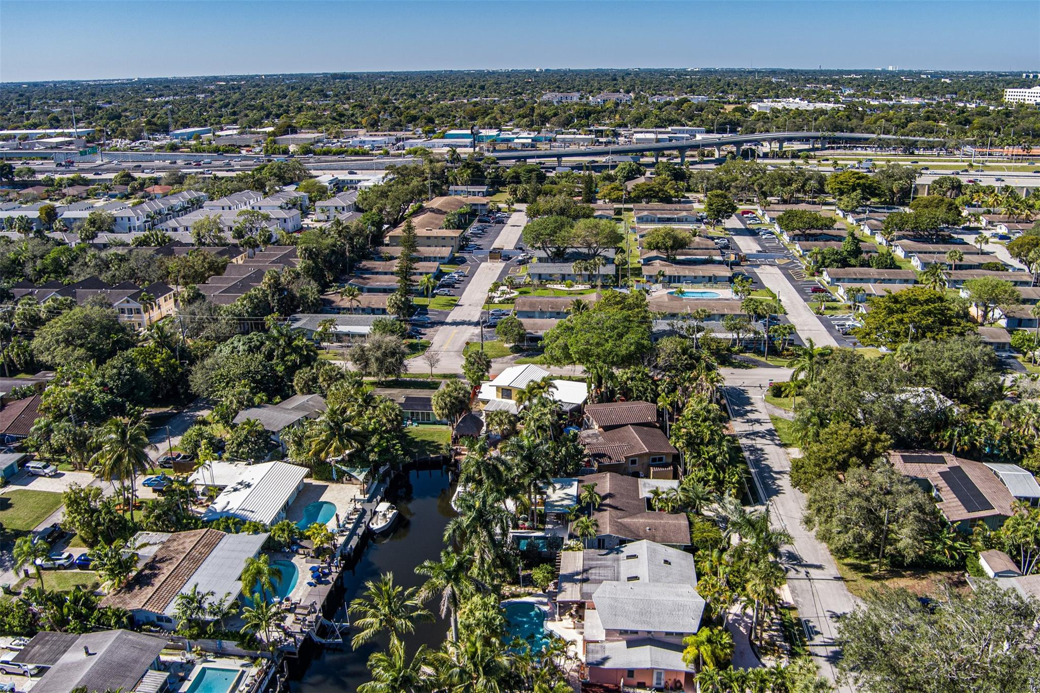 1728 SW 4th Fort Lauderdale, FL 33312