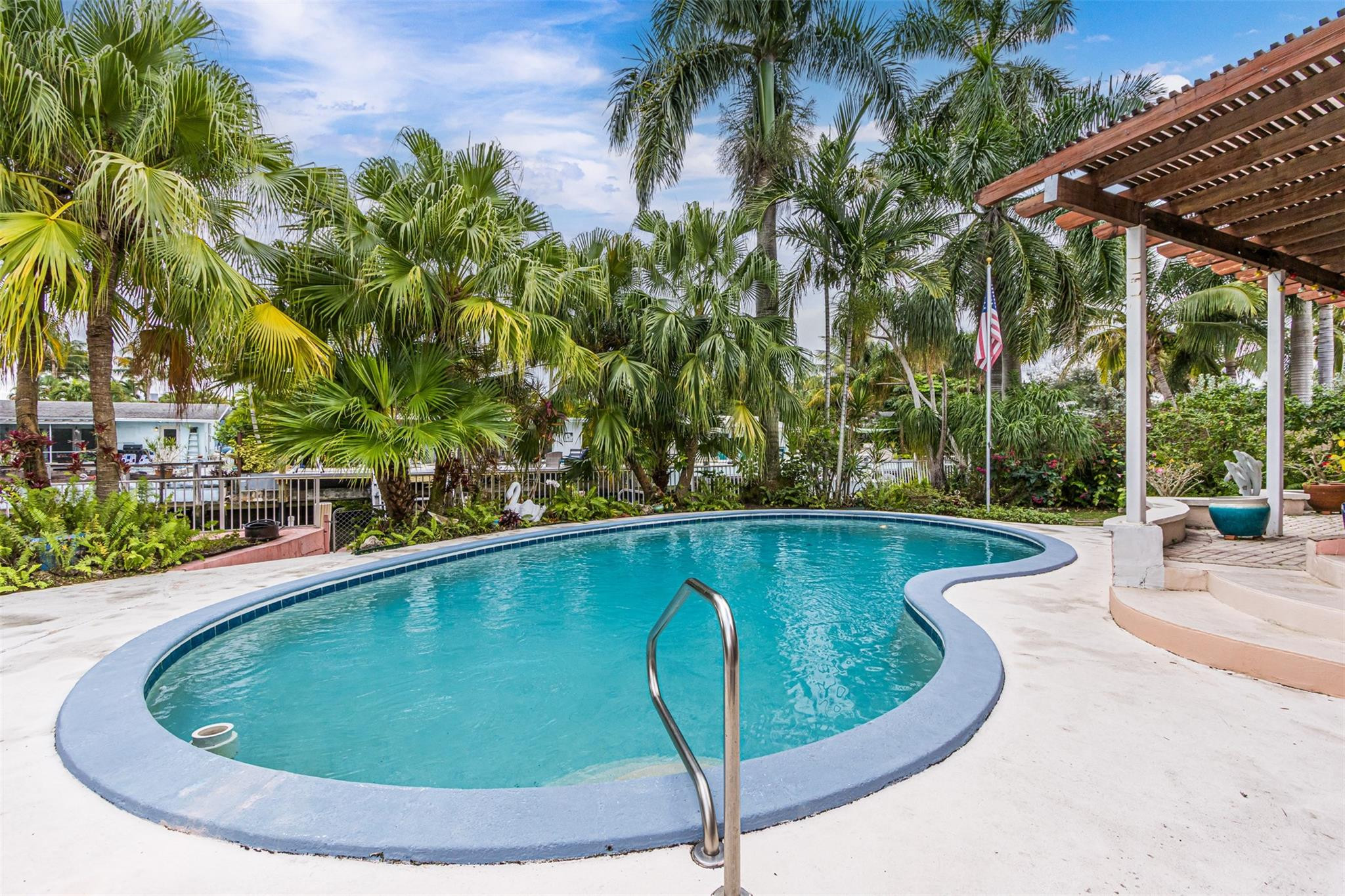 1728 SW 4th Fort Lauderdale, FL 33312