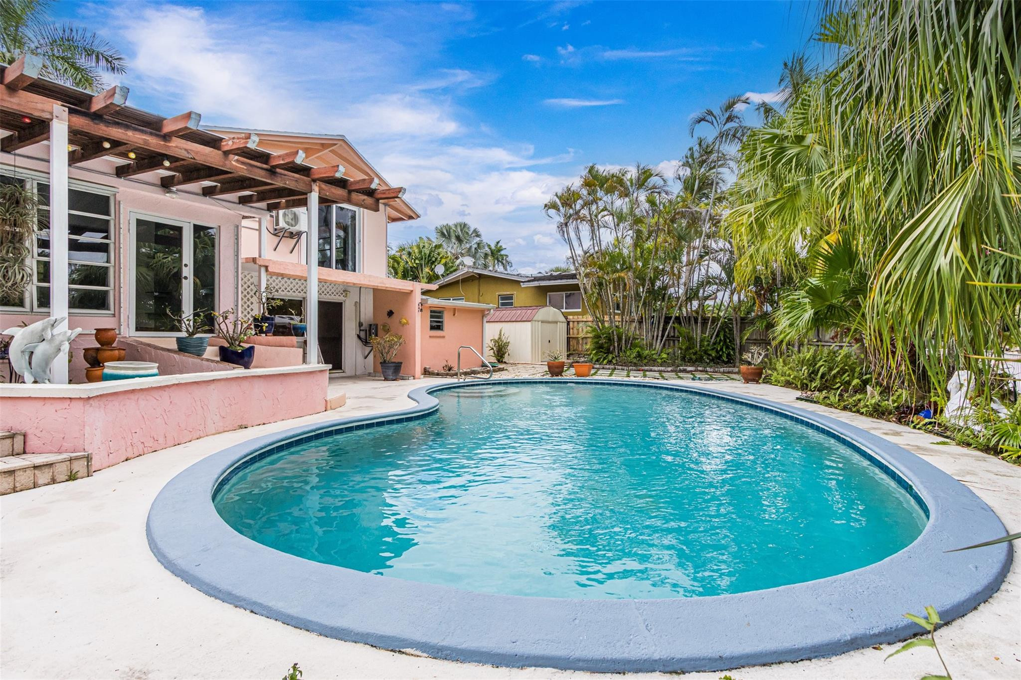 1728 SW 4th Fort Lauderdale, FL 33312