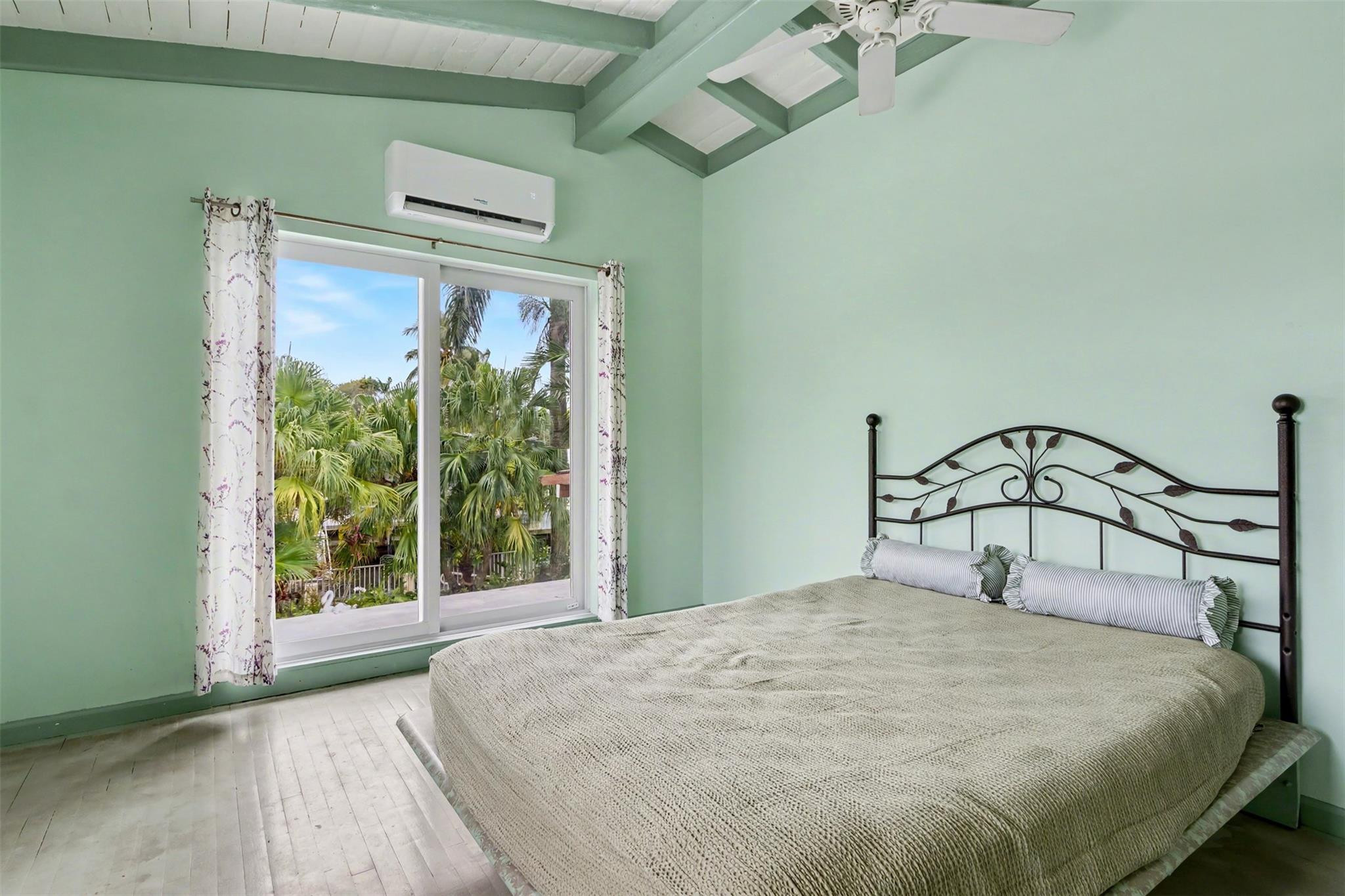 1728 SW 4th Fort Lauderdale, FL 33312