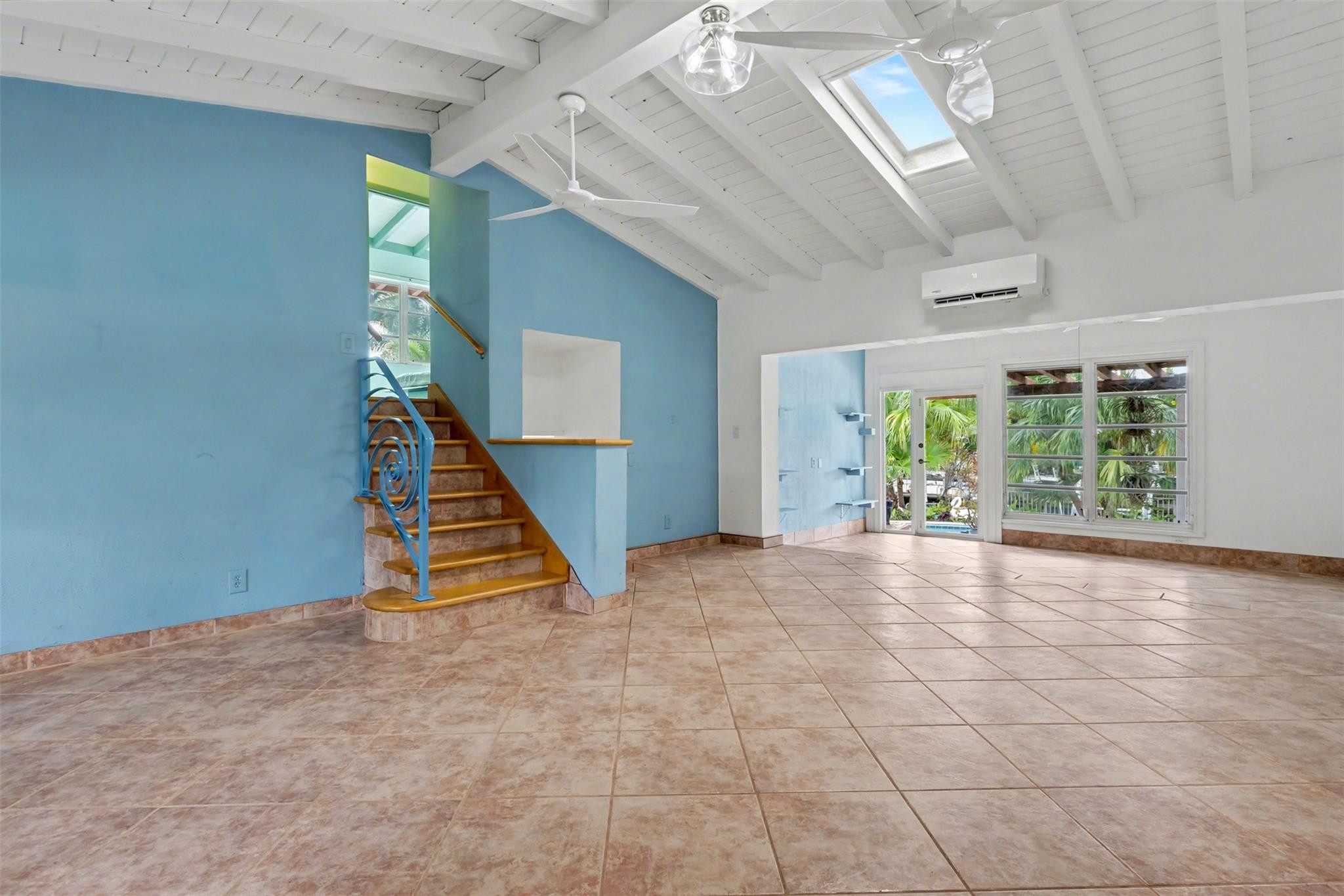 1728 SW 4th Fort Lauderdale, FL 33312