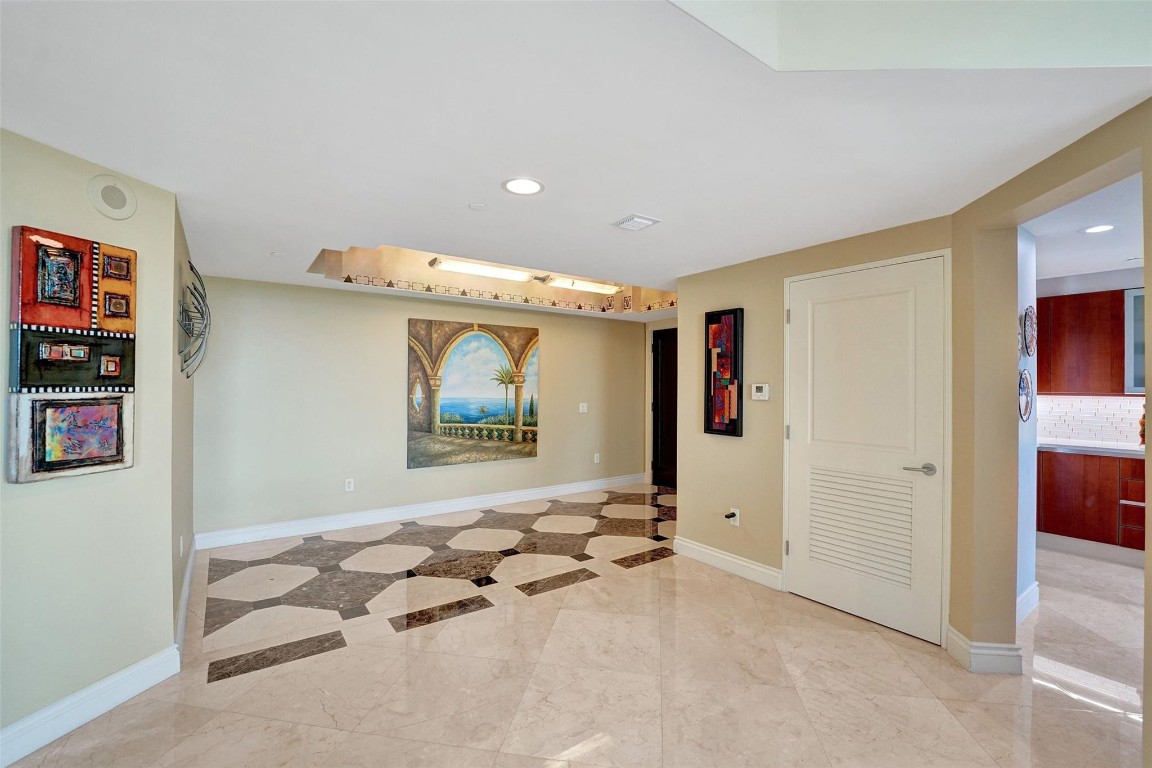 2845 NE 9th #603 Fort Lauderdale, FL 33304