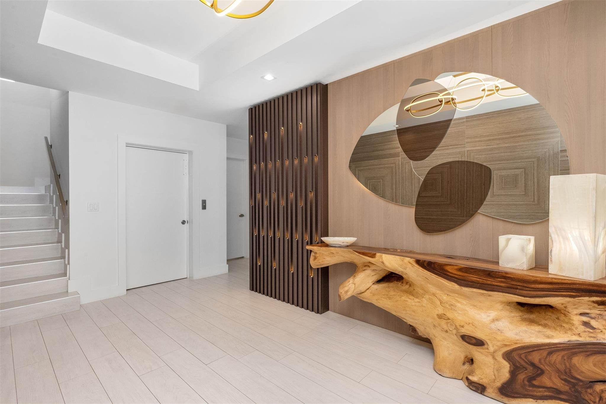 350 Desoto Hollywood, FL 33019