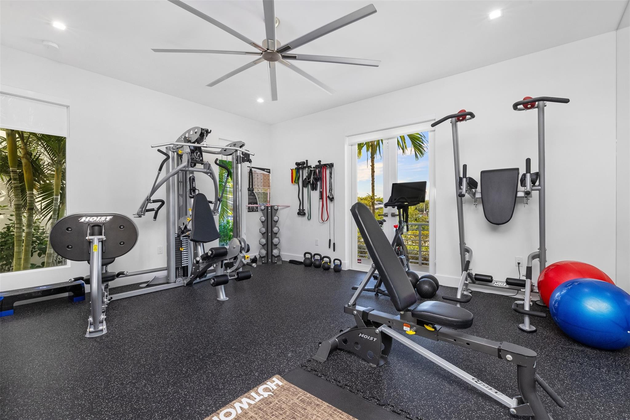 350 Desoto Hollywood, FL 33019