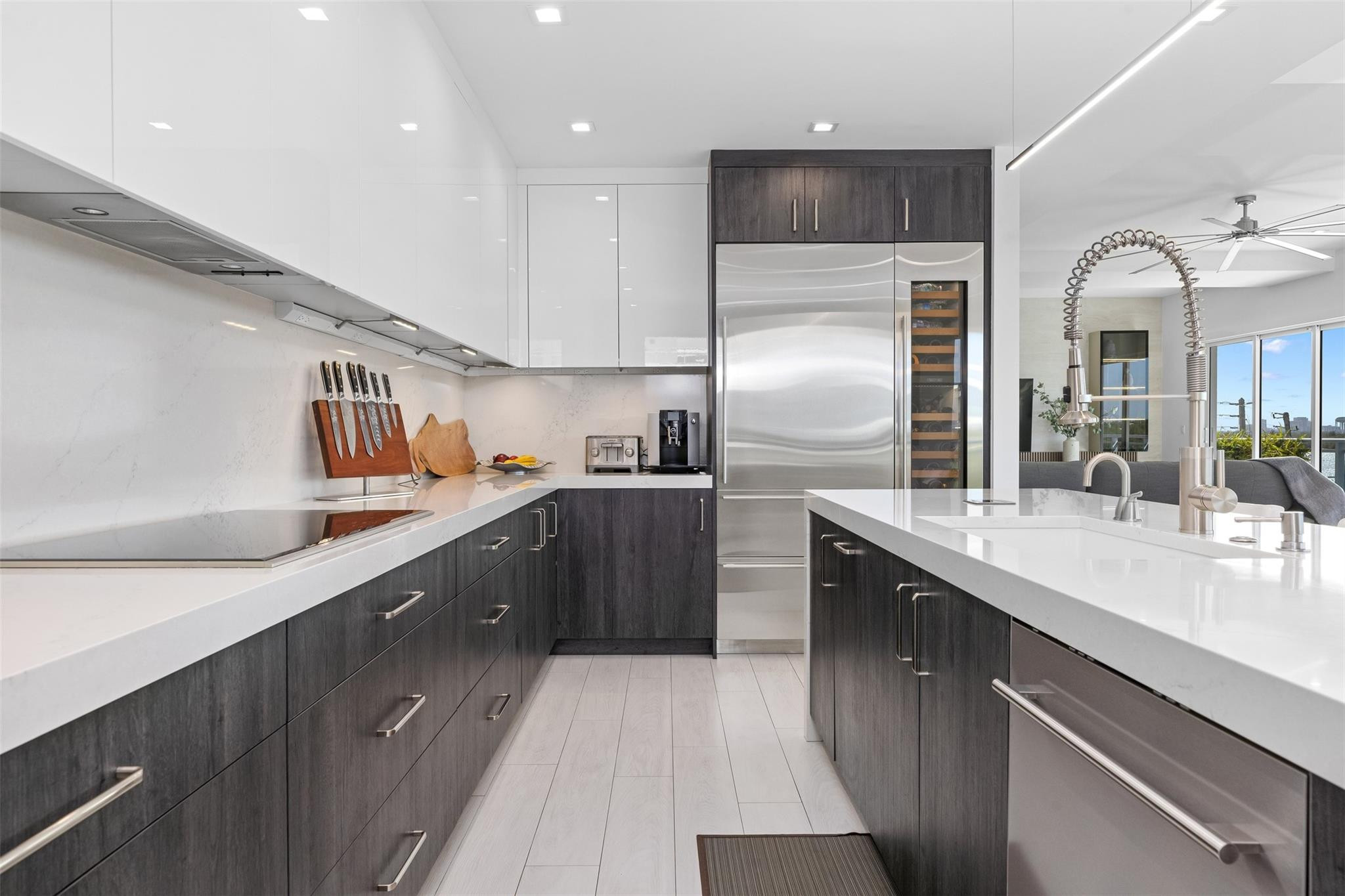 350 Desoto Hollywood, FL 33019