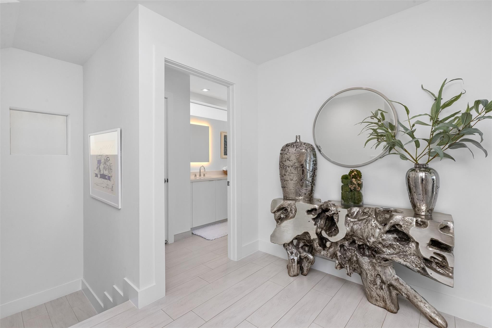 350 Desoto Hollywood, FL 33019