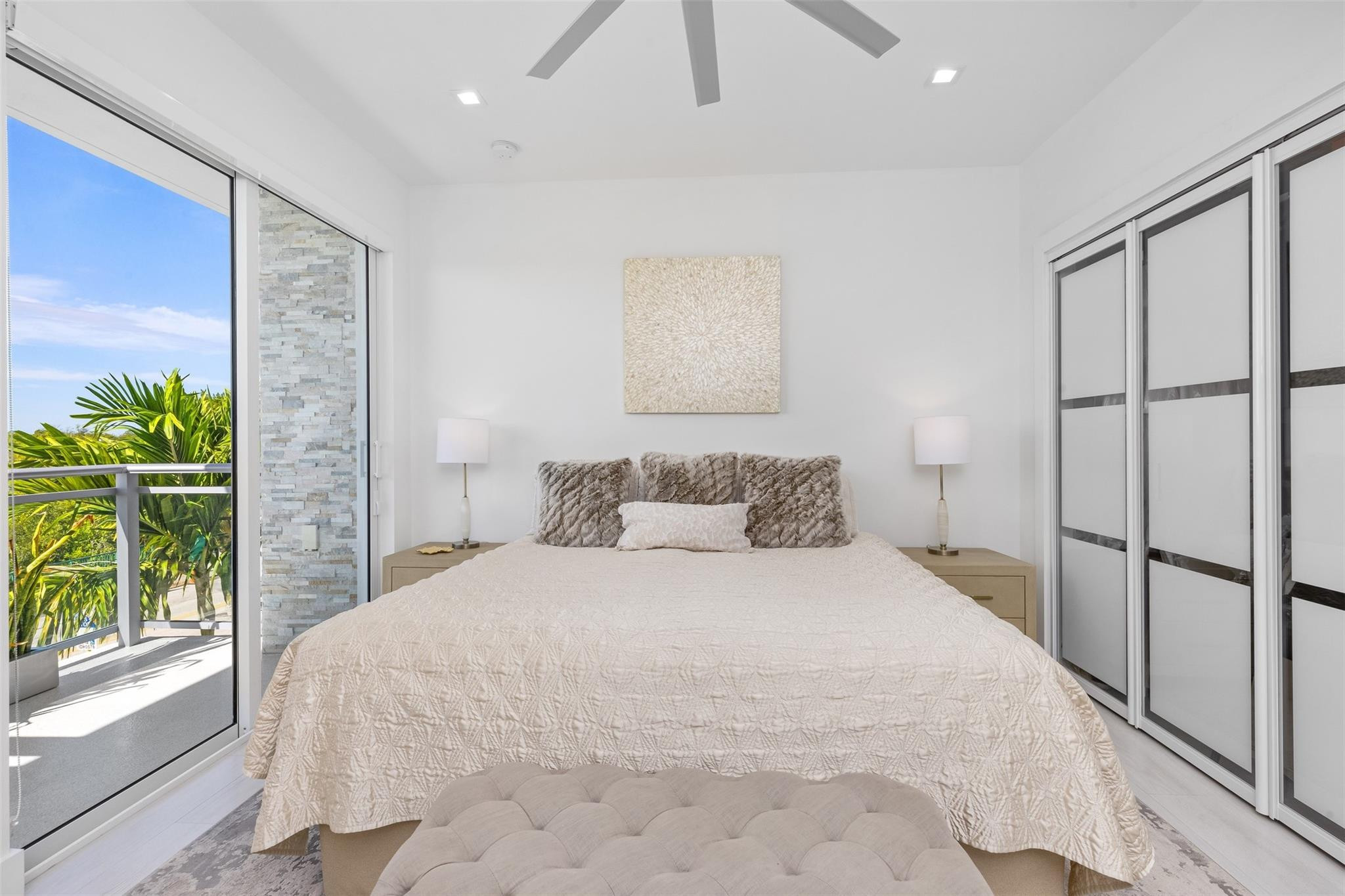 350 Desoto Hollywood, FL 33019