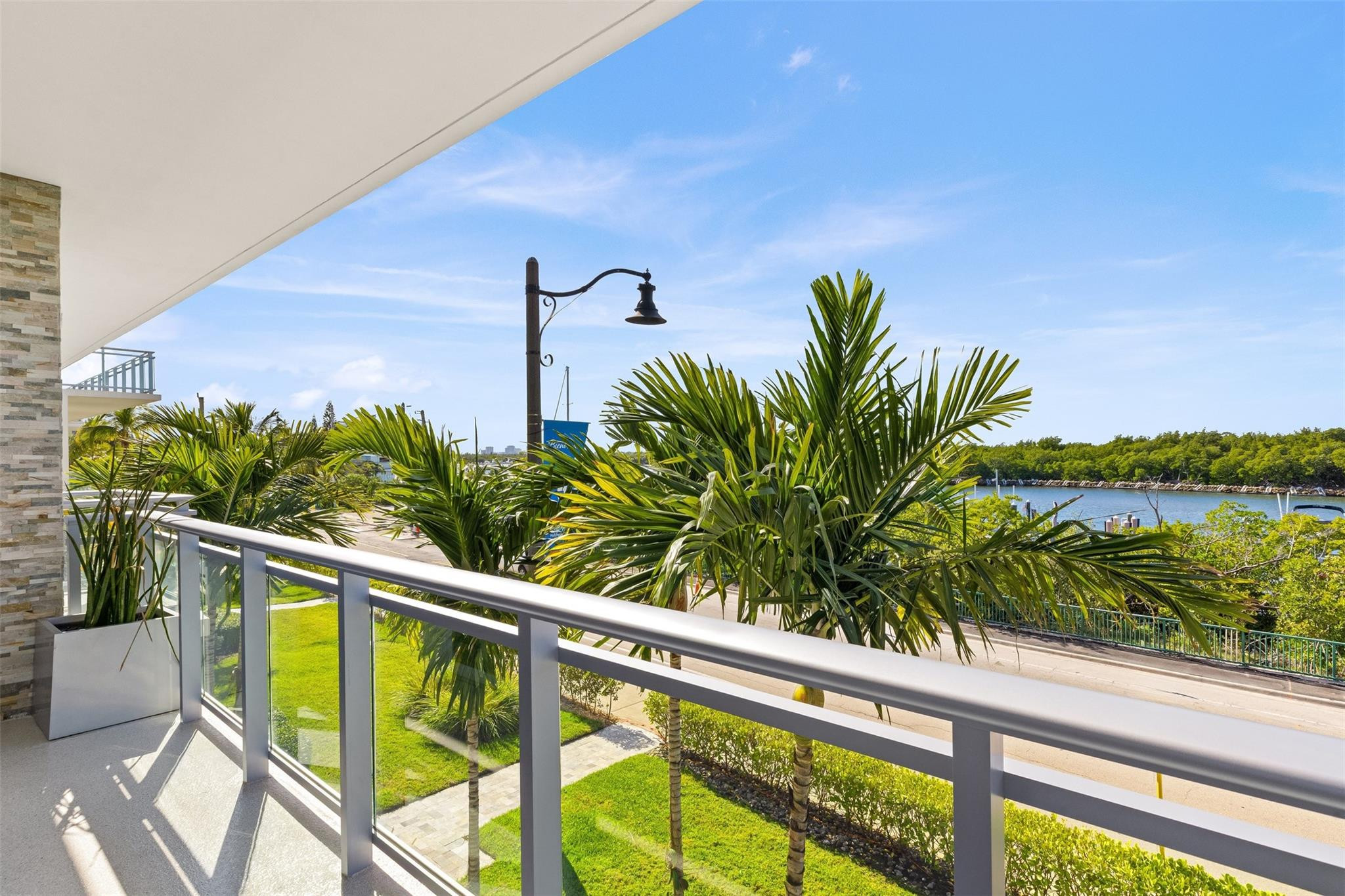 350 Desoto Hollywood, FL 33019