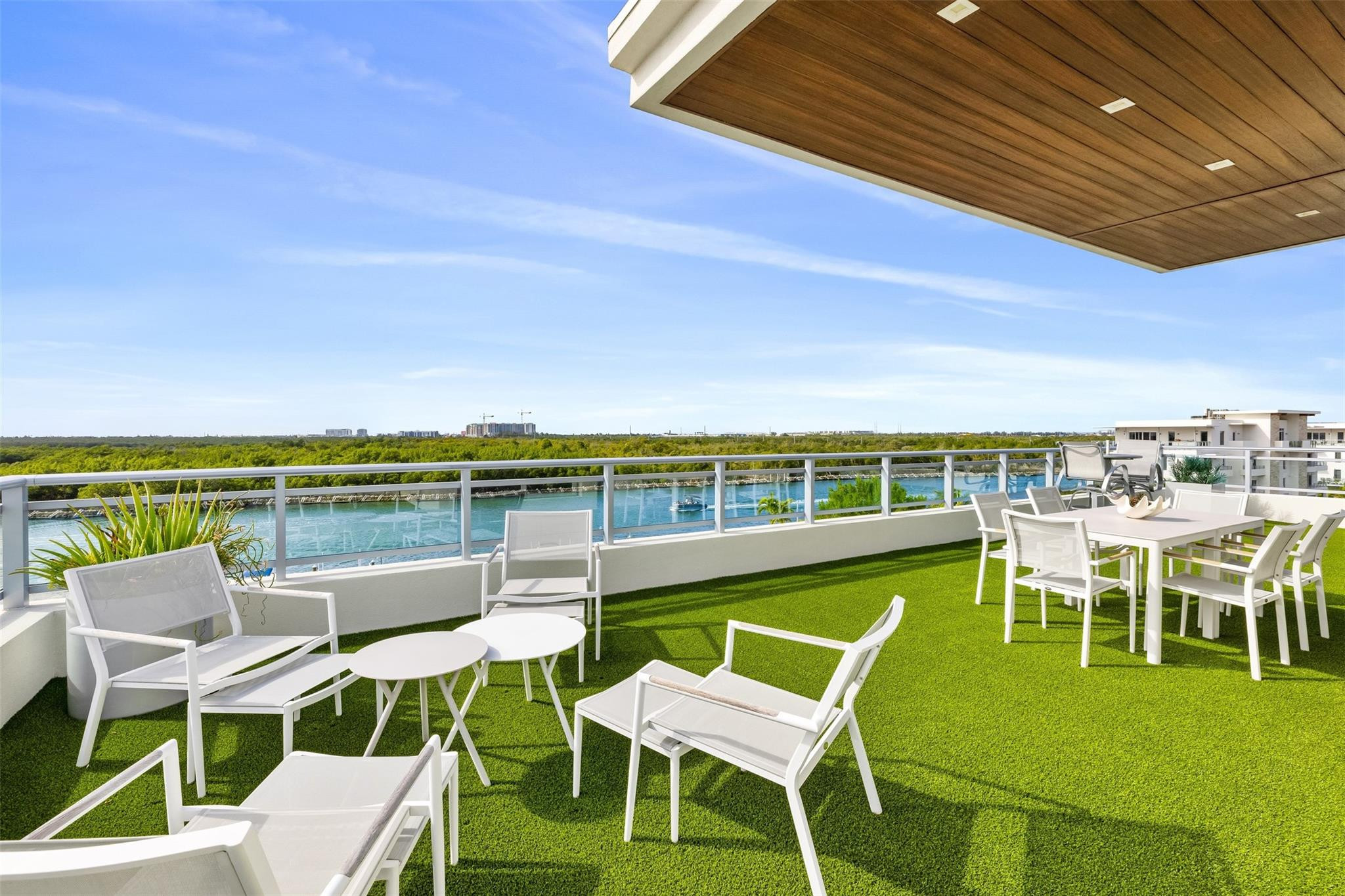 350 Desoto Hollywood, FL 33019