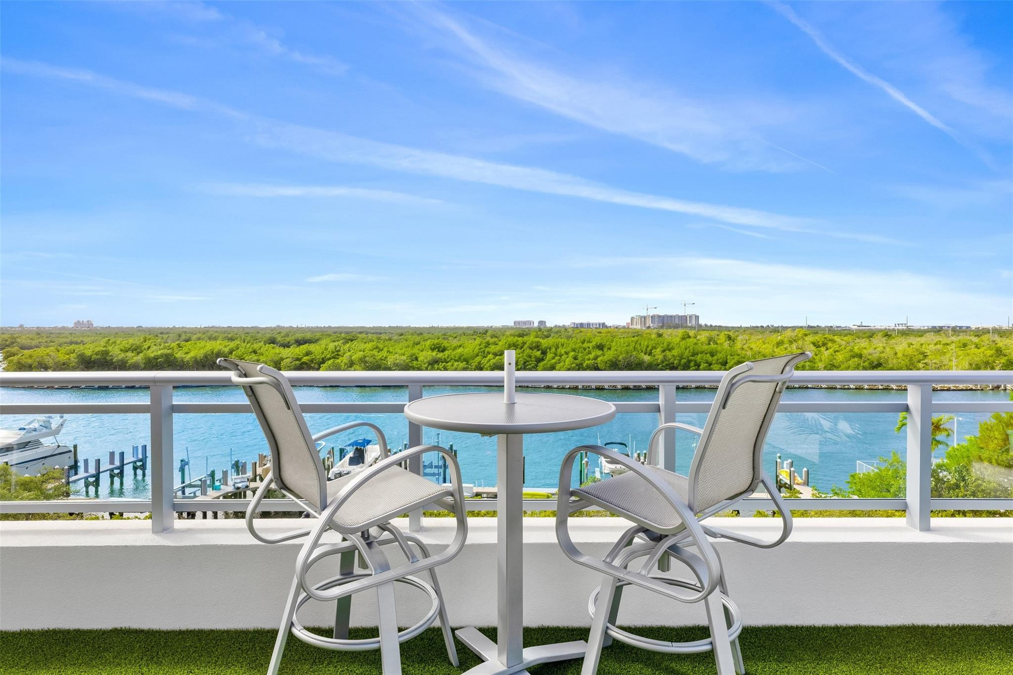 350 Desoto Hollywood, FL 33019