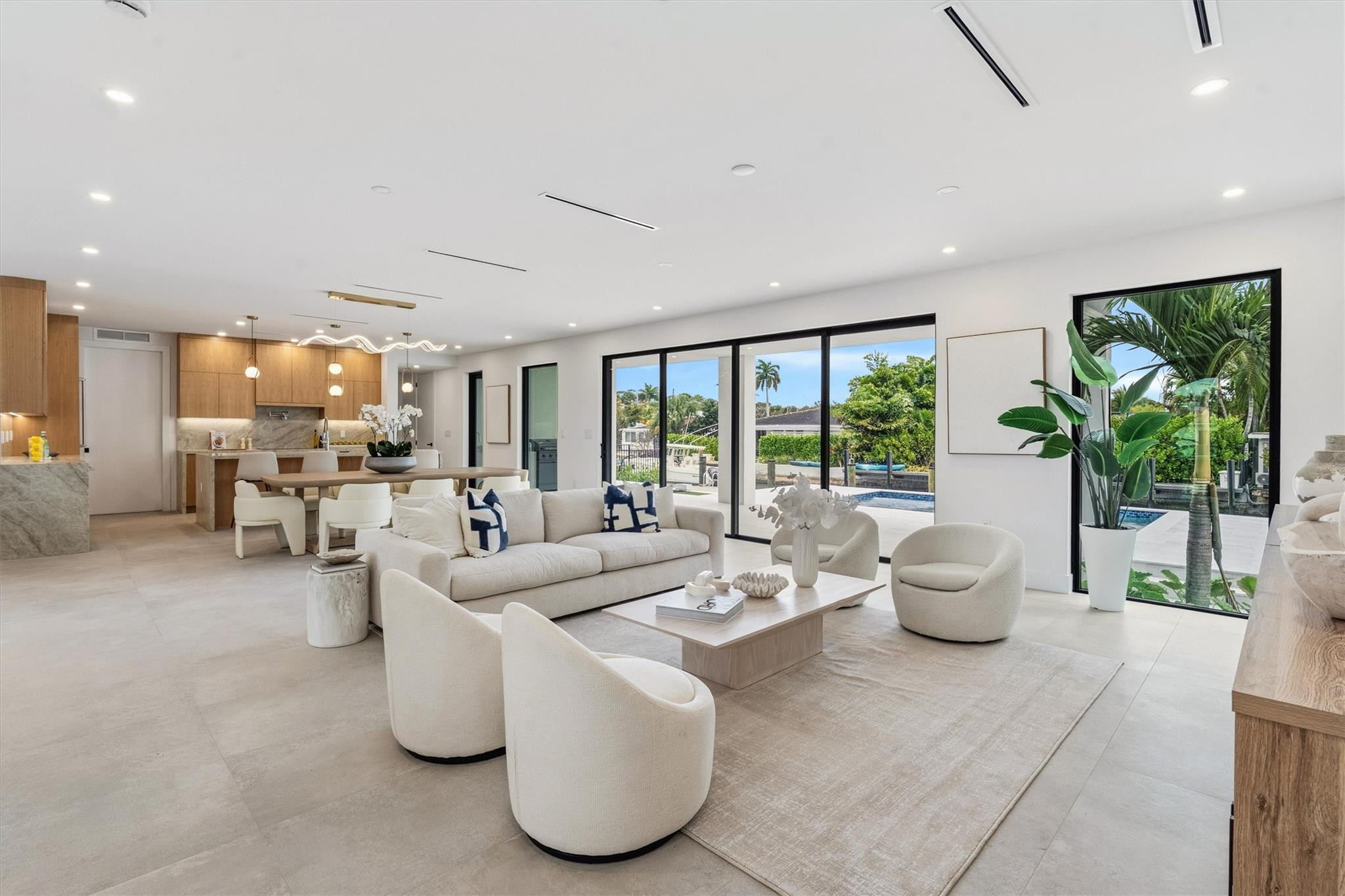 1113 Avocado Fort Lauderdale, FL 33315