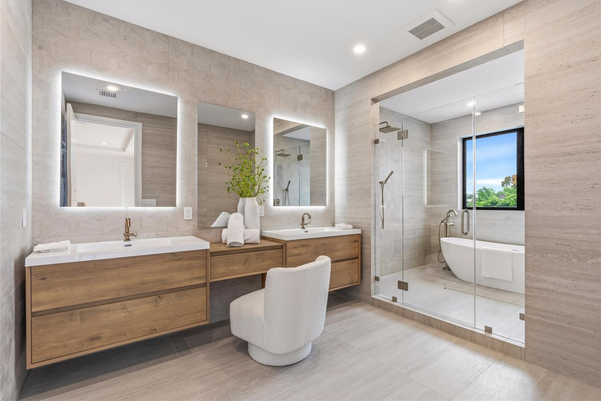 1113 Avocado Fort Lauderdale, FL 33315