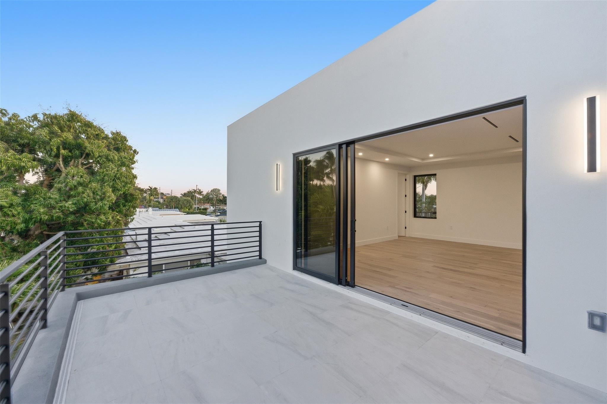 1113 Avocado Fort Lauderdale, FL 33315