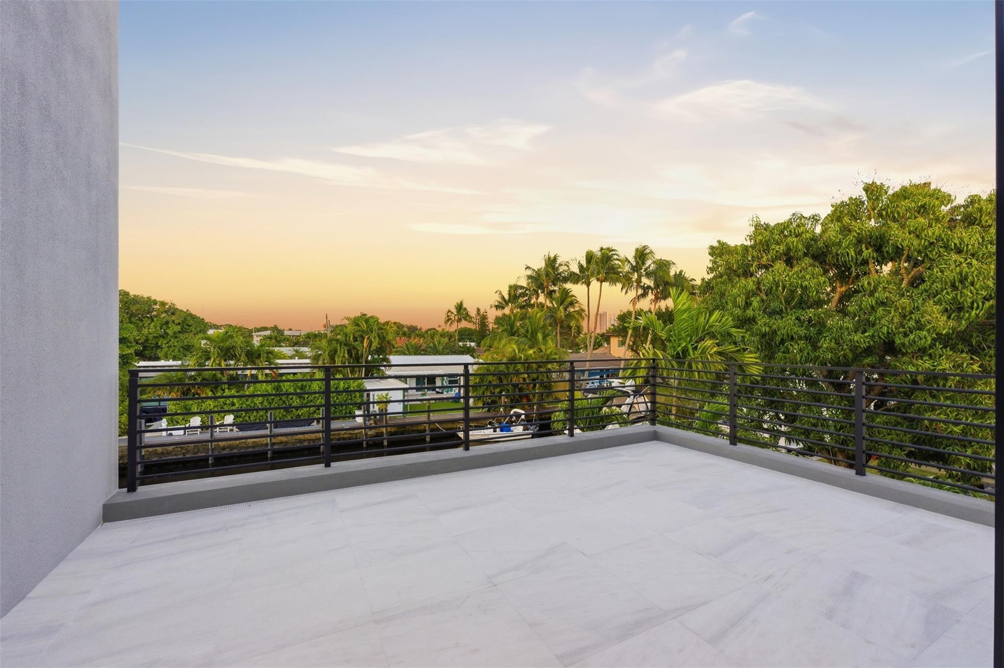 1113 Avocado Fort Lauderdale, FL 33315