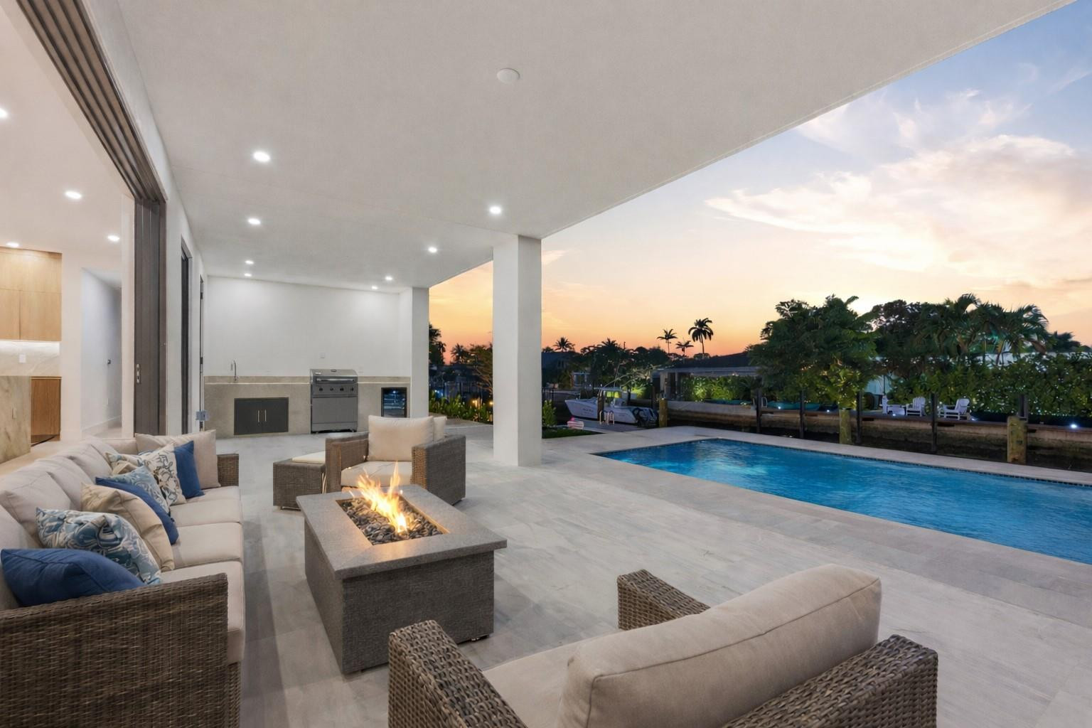 1113 Avocado Fort Lauderdale, FL 33315