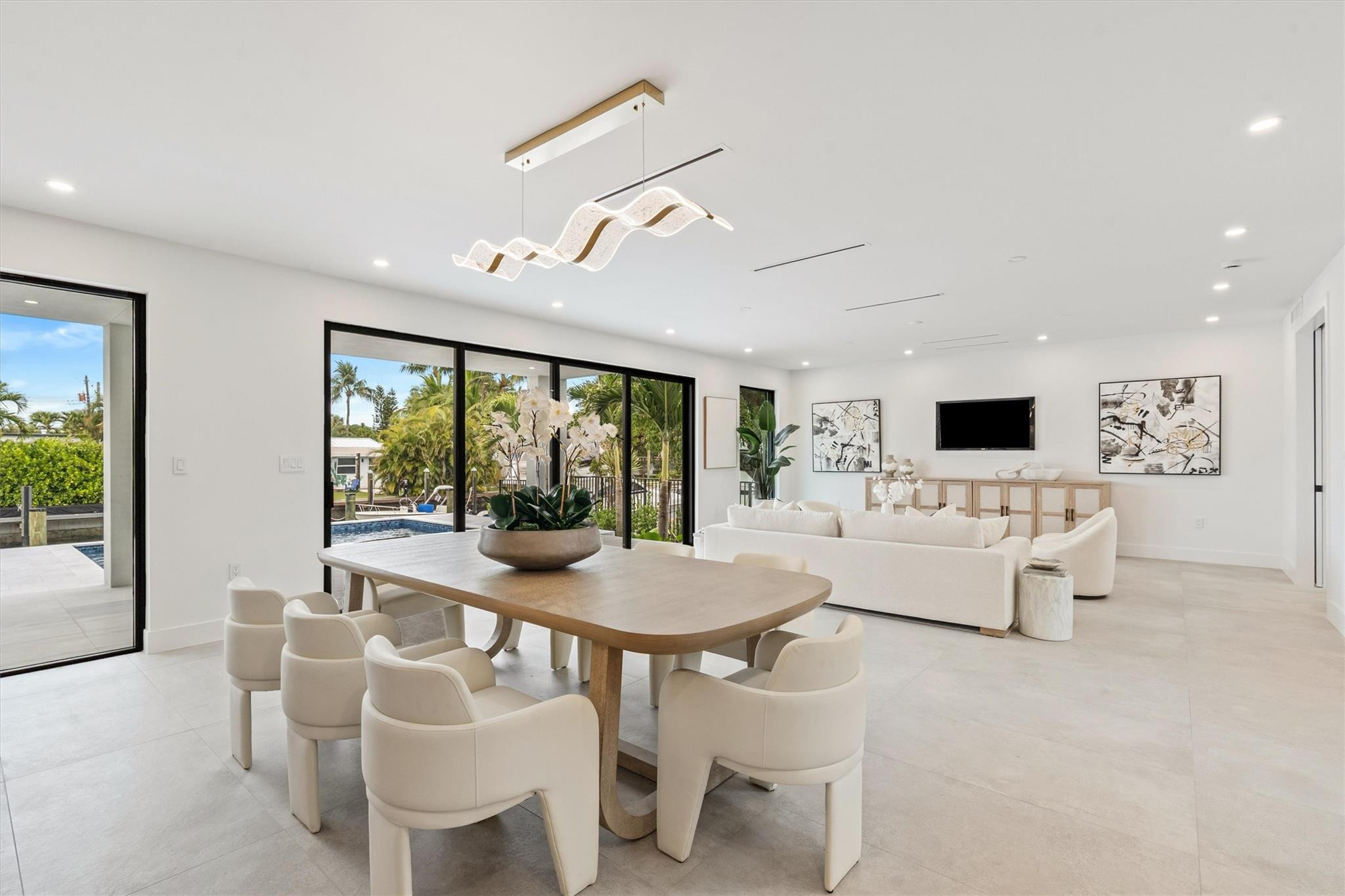 1113 Avocado Fort Lauderdale, FL 33315