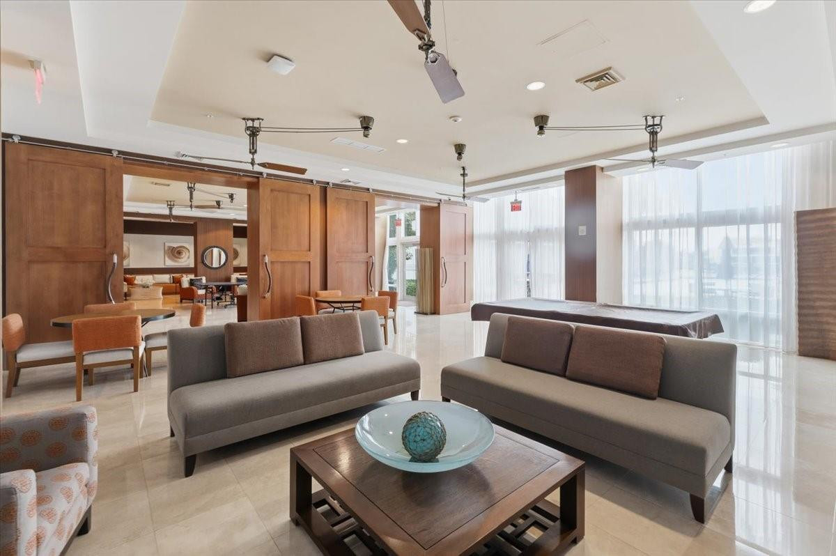 image Ocean Marine Yacht Club31