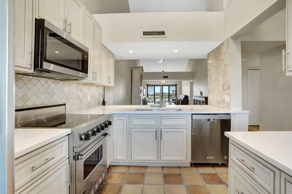 201 Ocean Bluffs Boulevard #5040