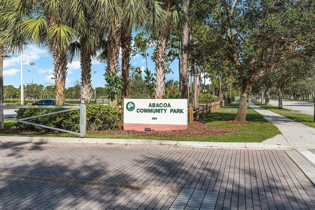 1131 N Prescott Dr Jupiter, FL 33458