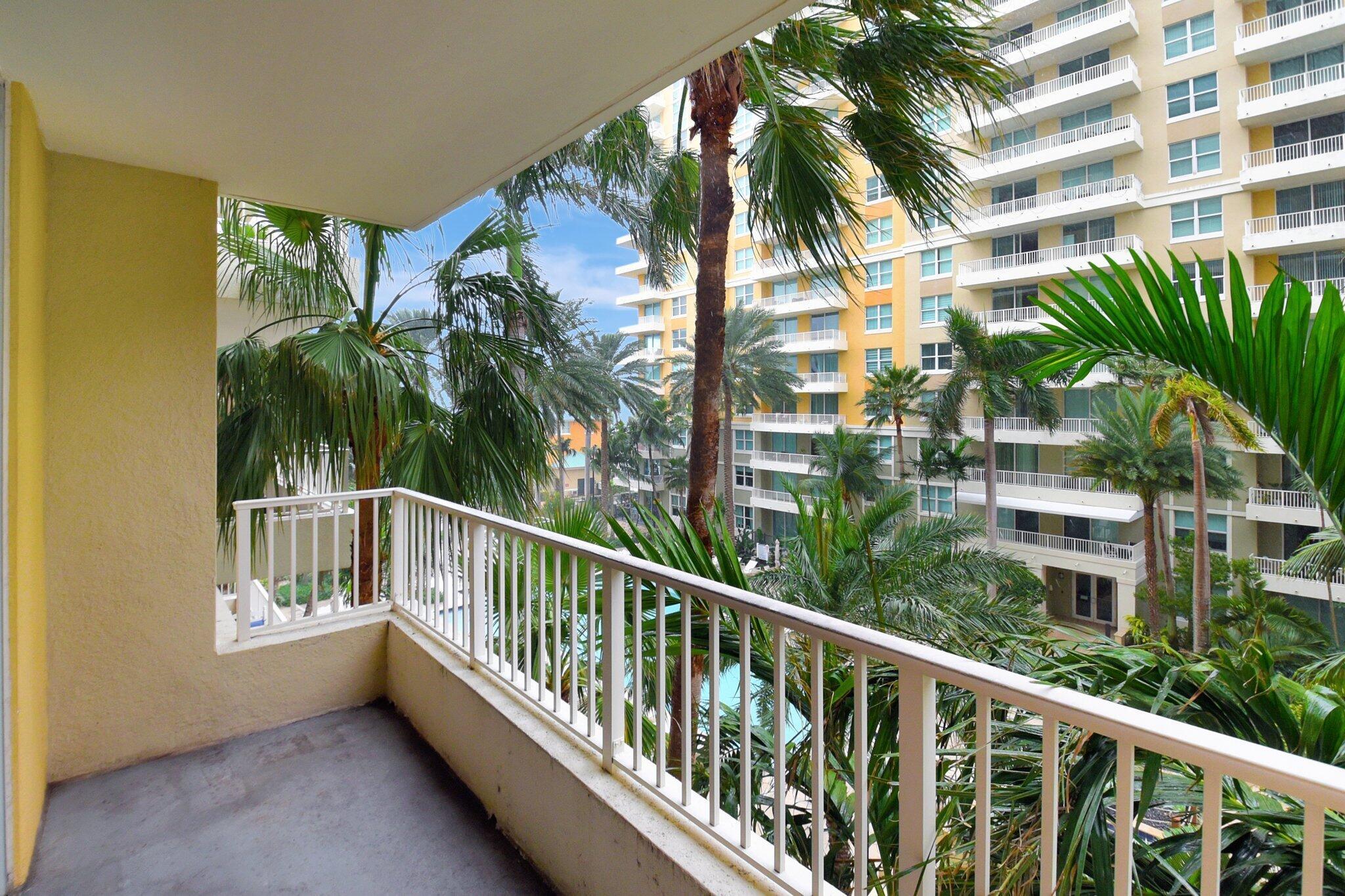 700 E Boynton Bch Blvd #407