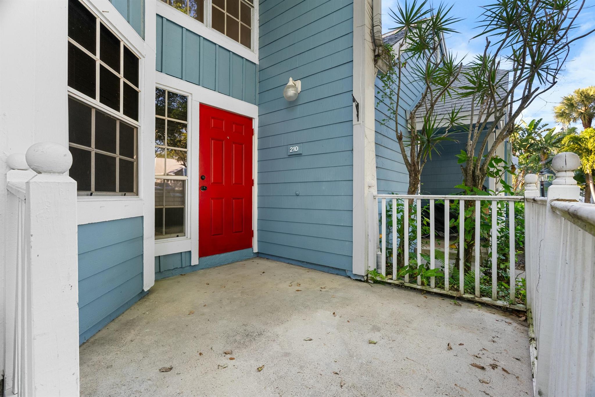 210 Ocean Dunes Cir Jupiter, FL 33477