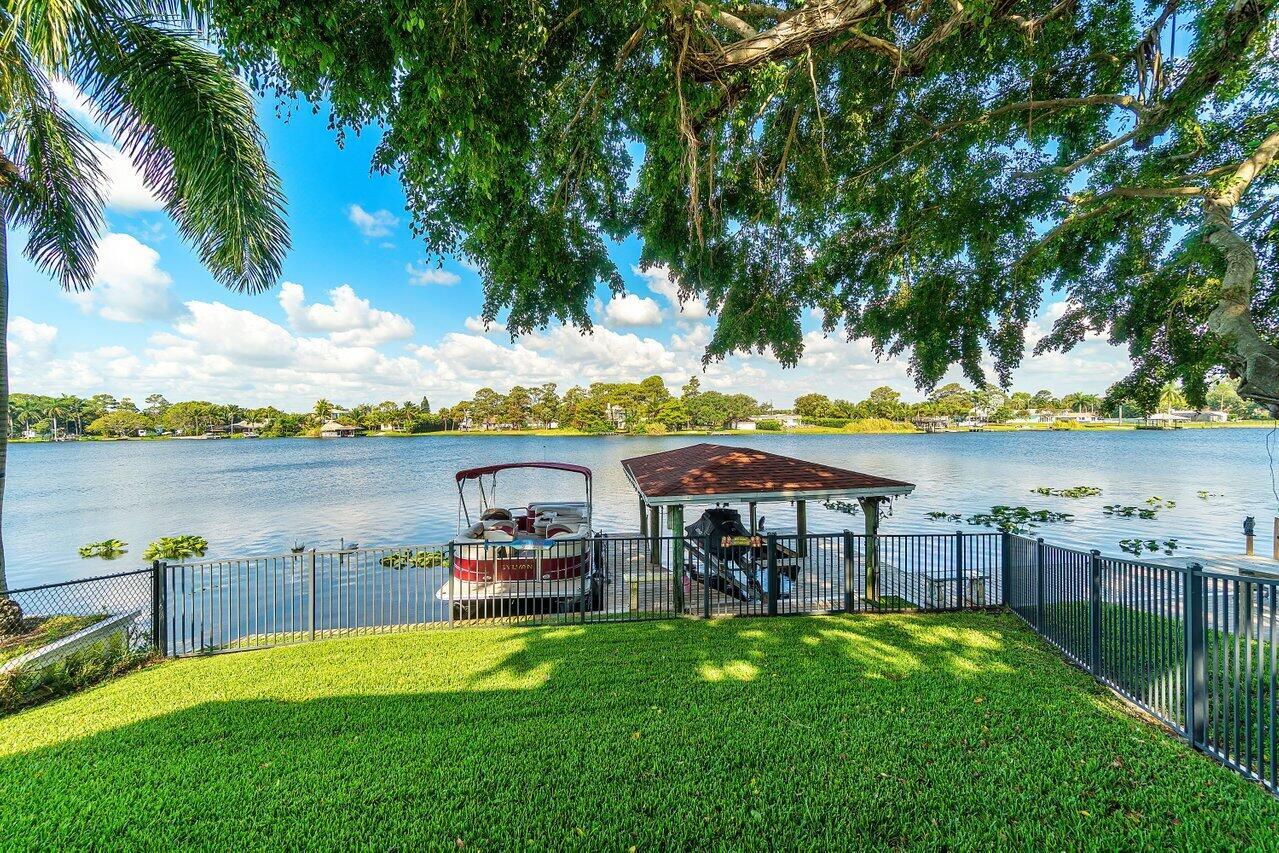 6647 Paul Mar Dr,Lake Worth, FL 33462
