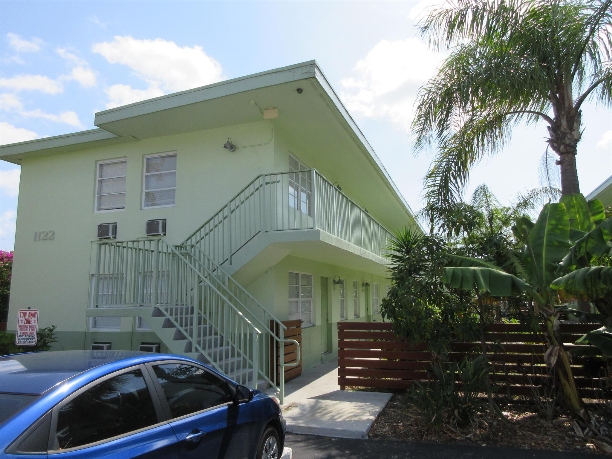 1122 N H St #16