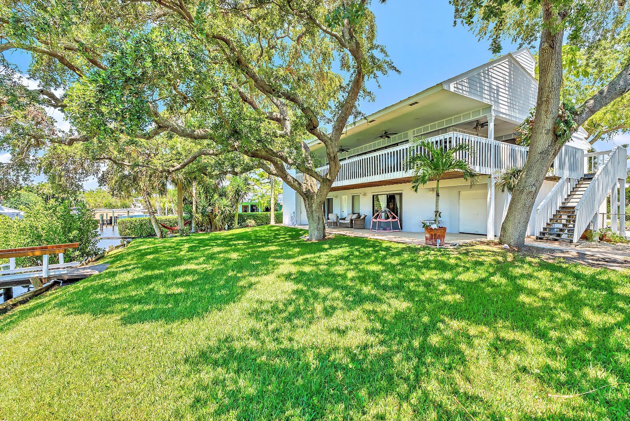 2438 Inland Cv Rd Palm Beach Gardens, FL 33410 2438 Inland Cv Rd Palm Beach Gardens, FL 33410