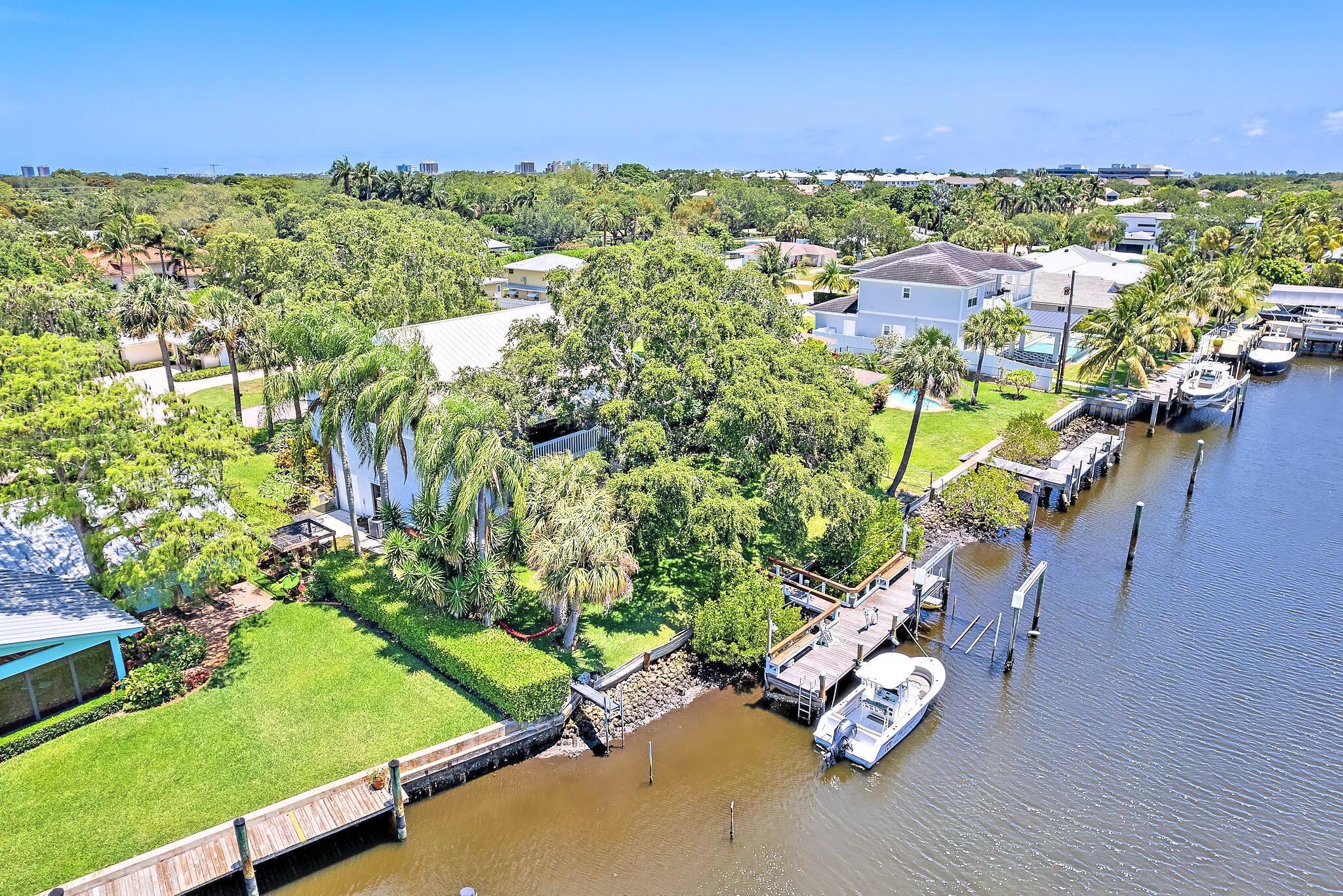 2438 Inland Cv Rd Palm Beach Gardens, FL 33410 2438 Inland Cv Rd Palm Beach Gardens, FL 33410