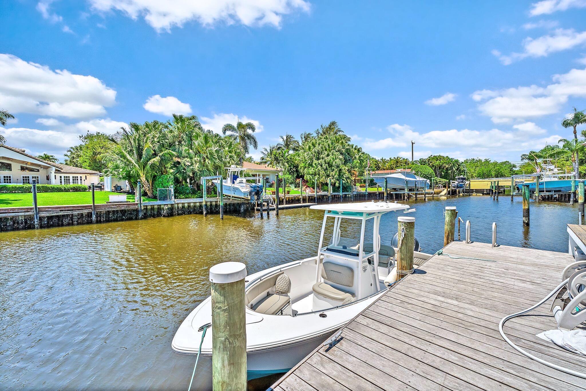 2438 Inland Cv Rd Palm Beach Gardens, FL 33410 2438 Inland Cv Rd Palm Beach Gardens, FL 33410