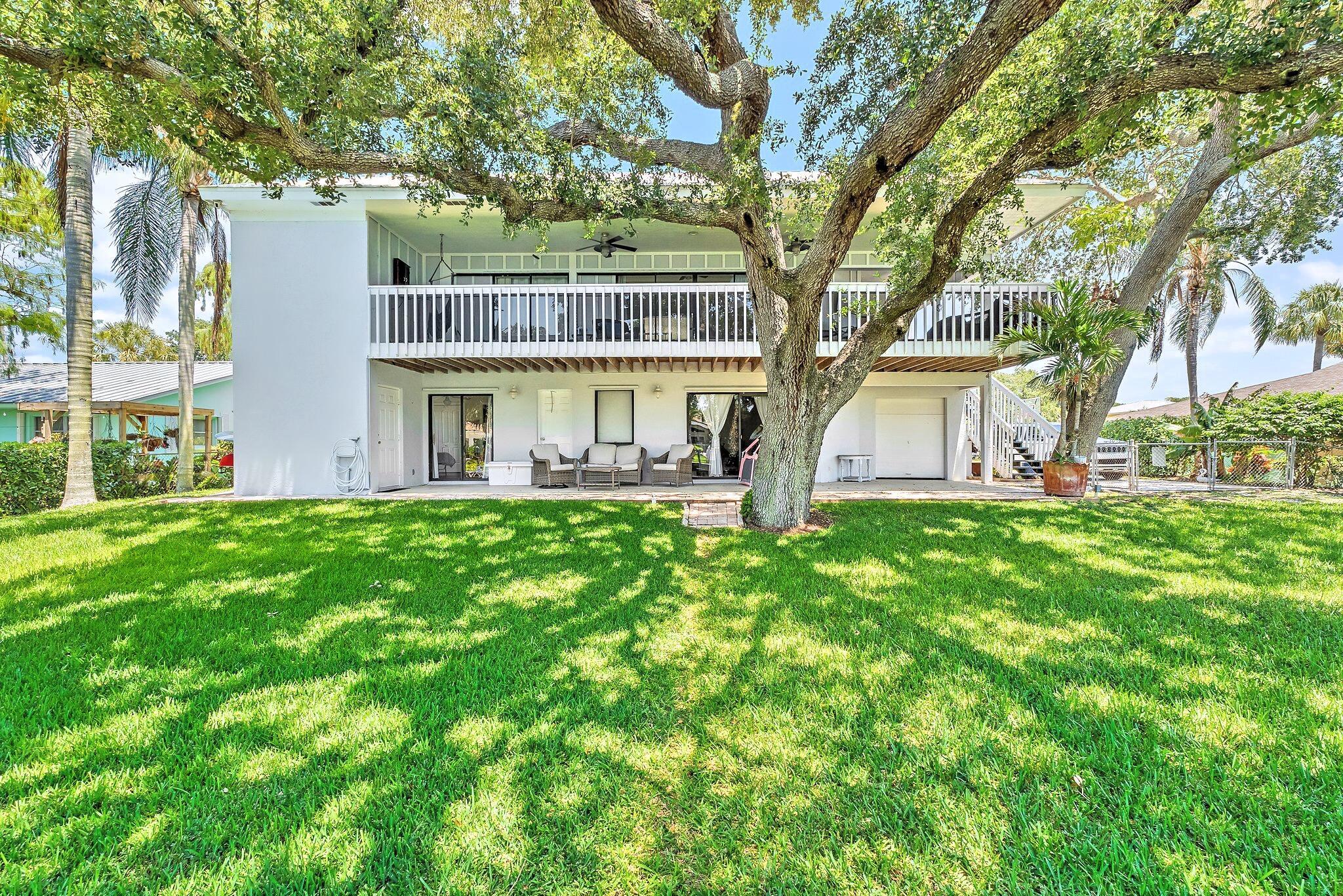 2438 Inland Cv Rd Palm Beach Gardens, FL 33410 2438 Inland Cv Rd Palm Beach Gardens, FL 33410