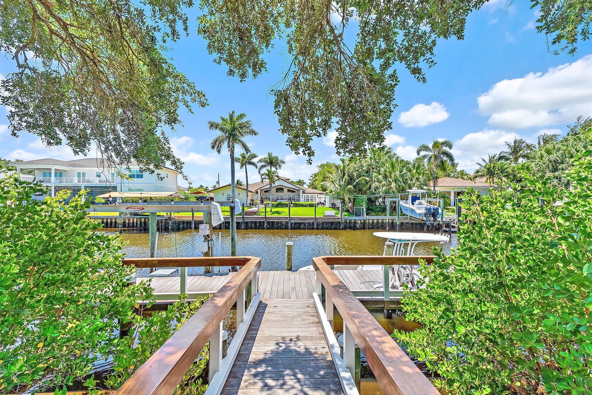 2438 Inland Cv Rd Palm Beach Gardens, FL 33410 2438 Inland Cv Rd Palm Beach Gardens, FL 33410