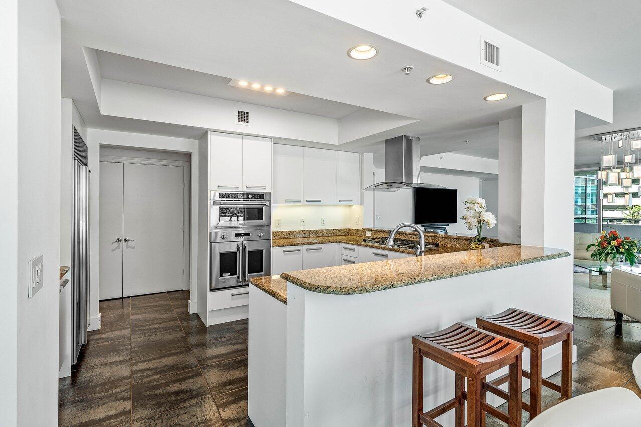 3535 S Ocean Dr #406 Hollywood, FL 33019