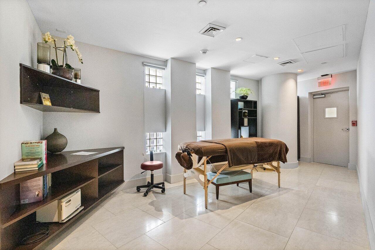 3535 S Ocean Dr #406 Hollywood, FL 33019