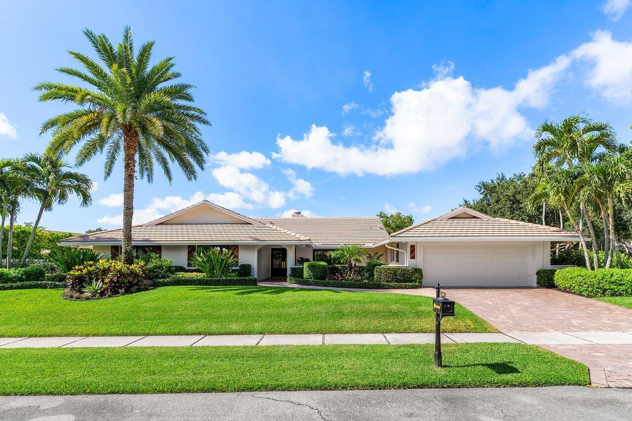 3160 Saint James Dr