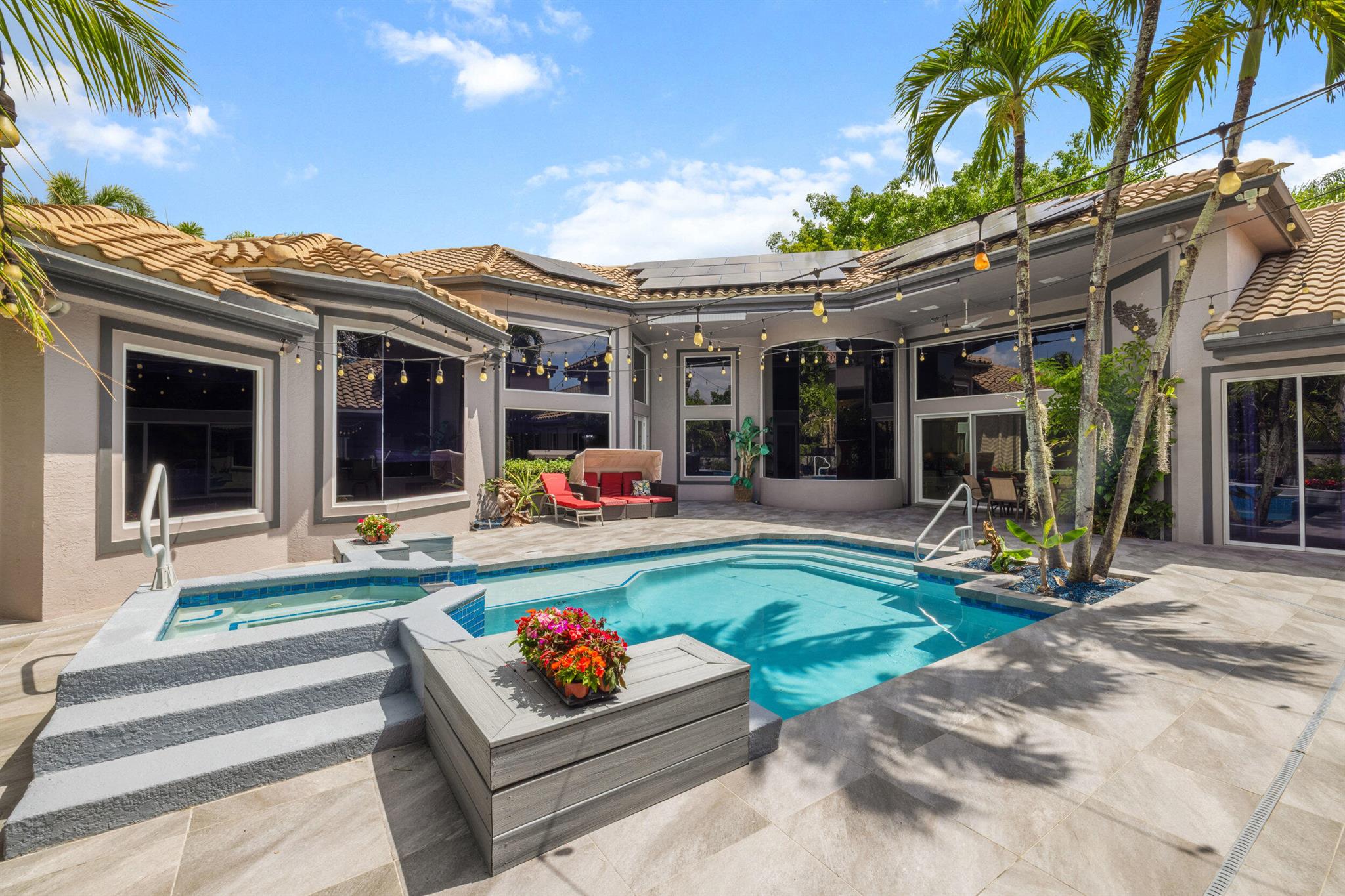 6595 NW 32nd Ter Boca Raton, FL 33496