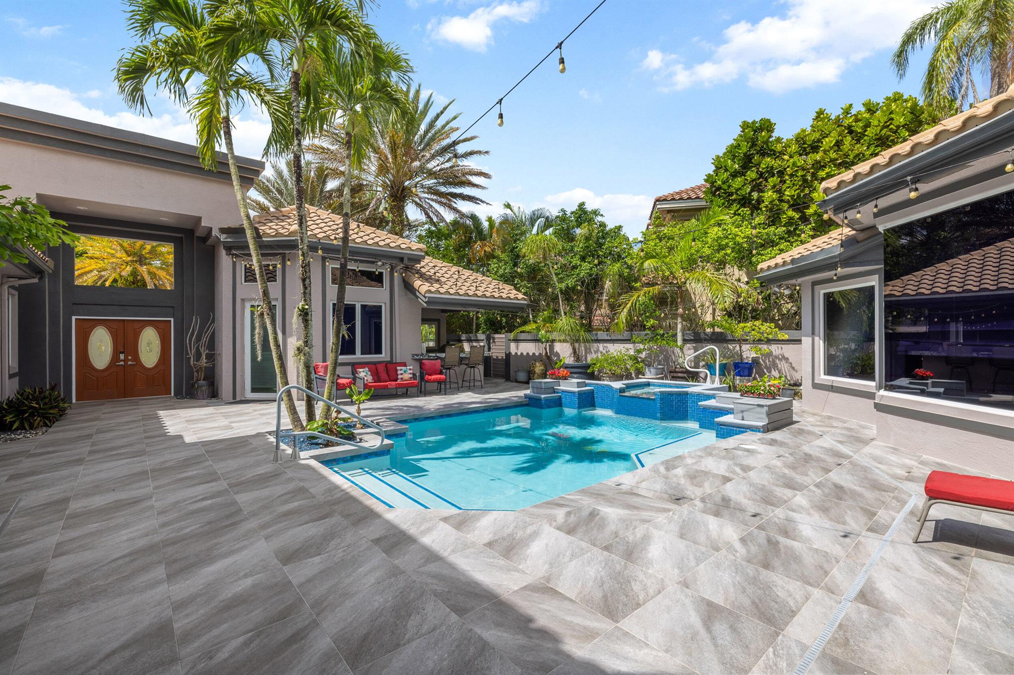 6595 NW 32nd Ter Boca Raton, FL 33496