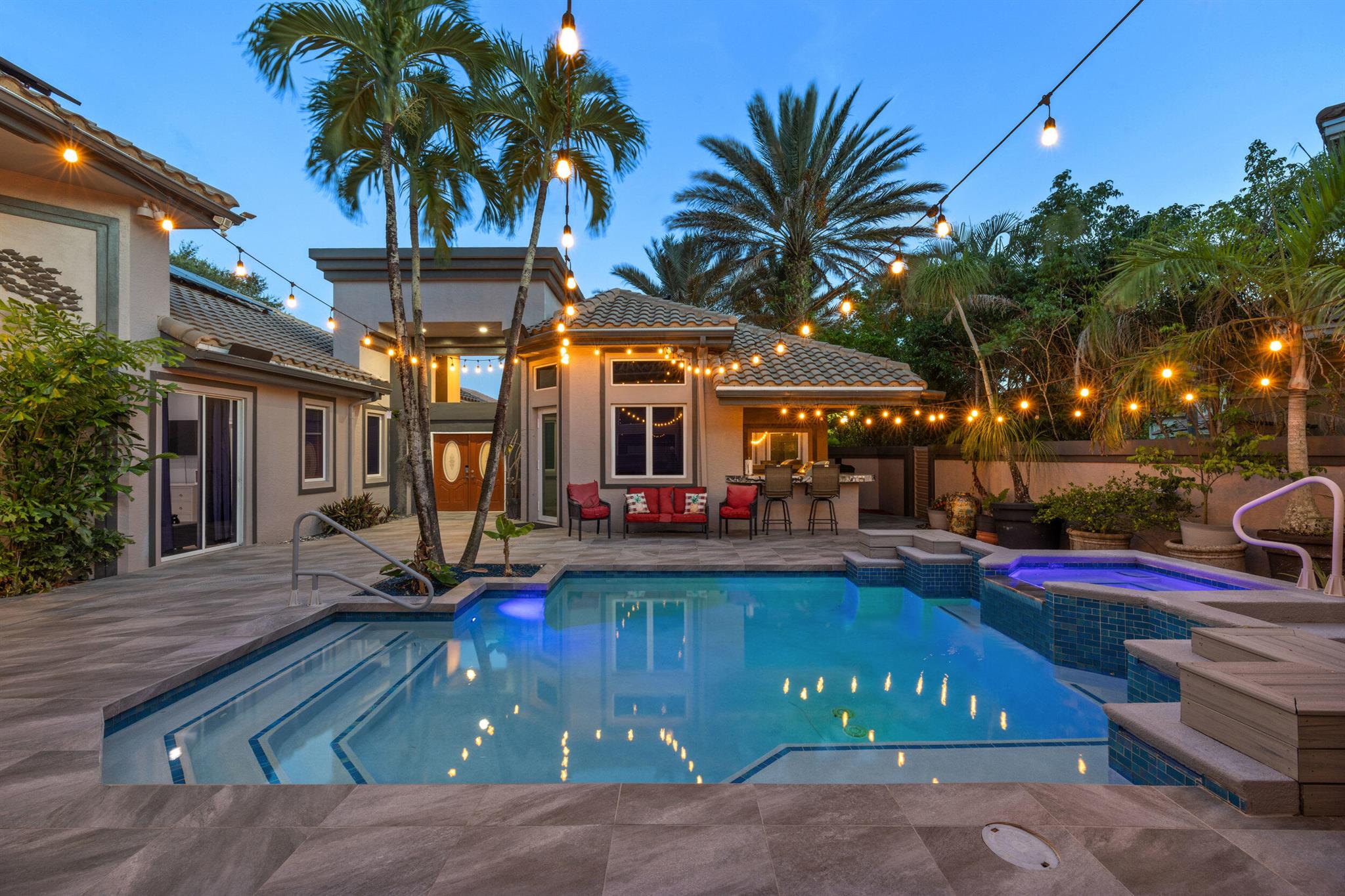 6595 NW 32nd Ter Boca Raton, FL 33496