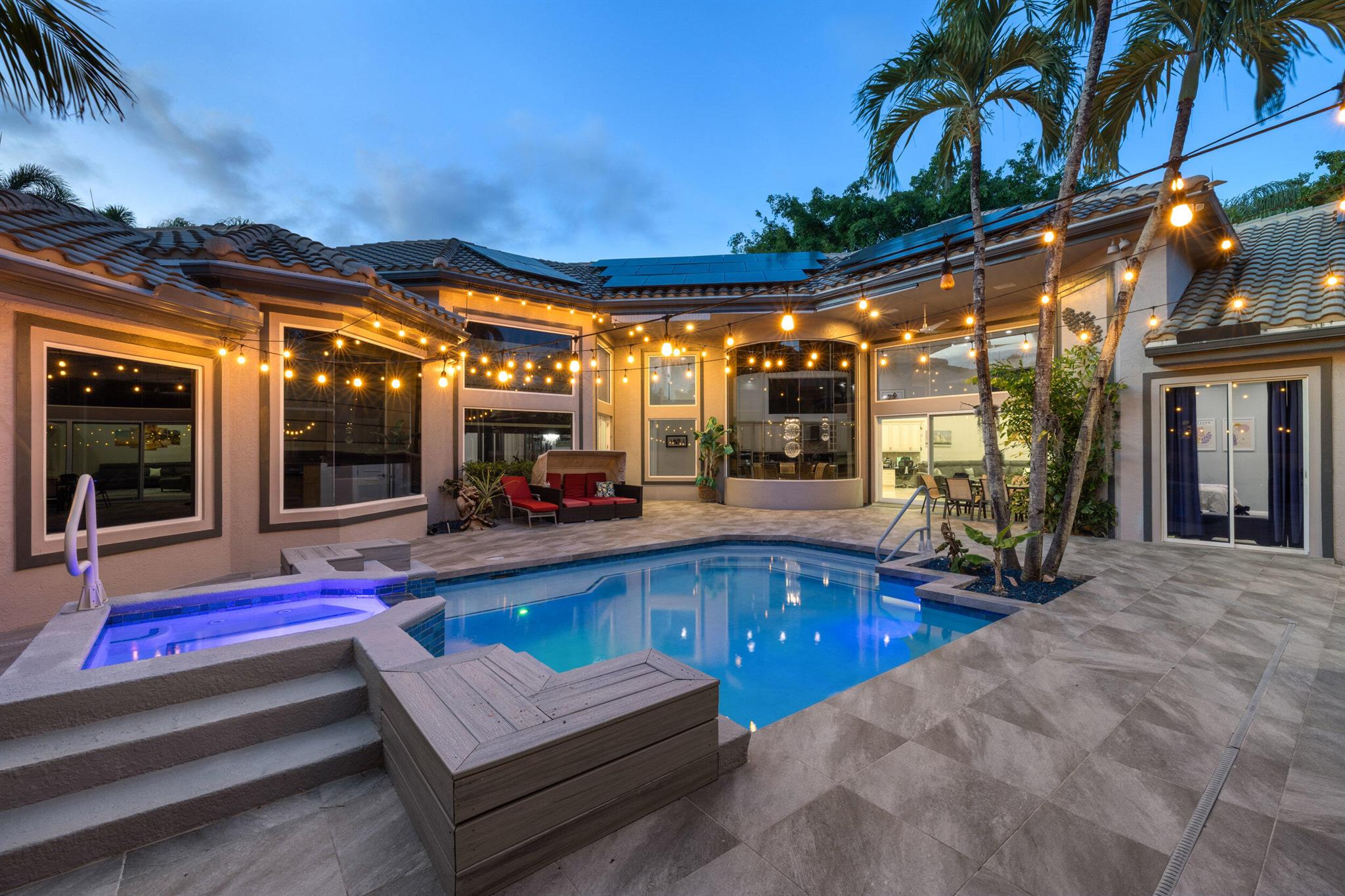 6595 NW 32nd Ter Boca Raton, FL 33496