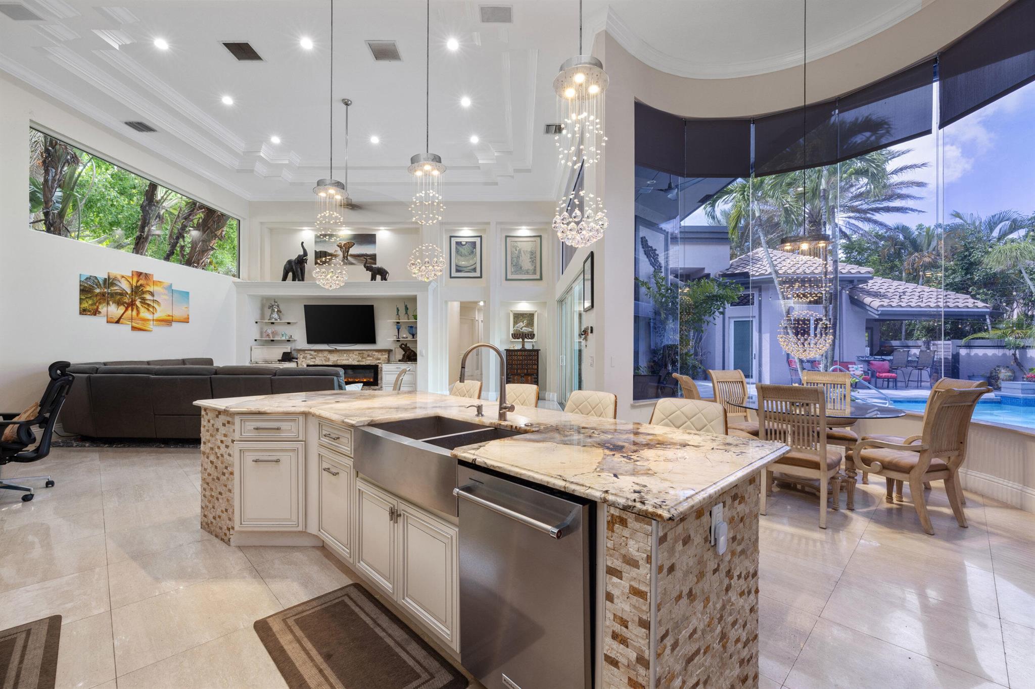 6595 NW 32nd Ter Boca Raton, FL 33496