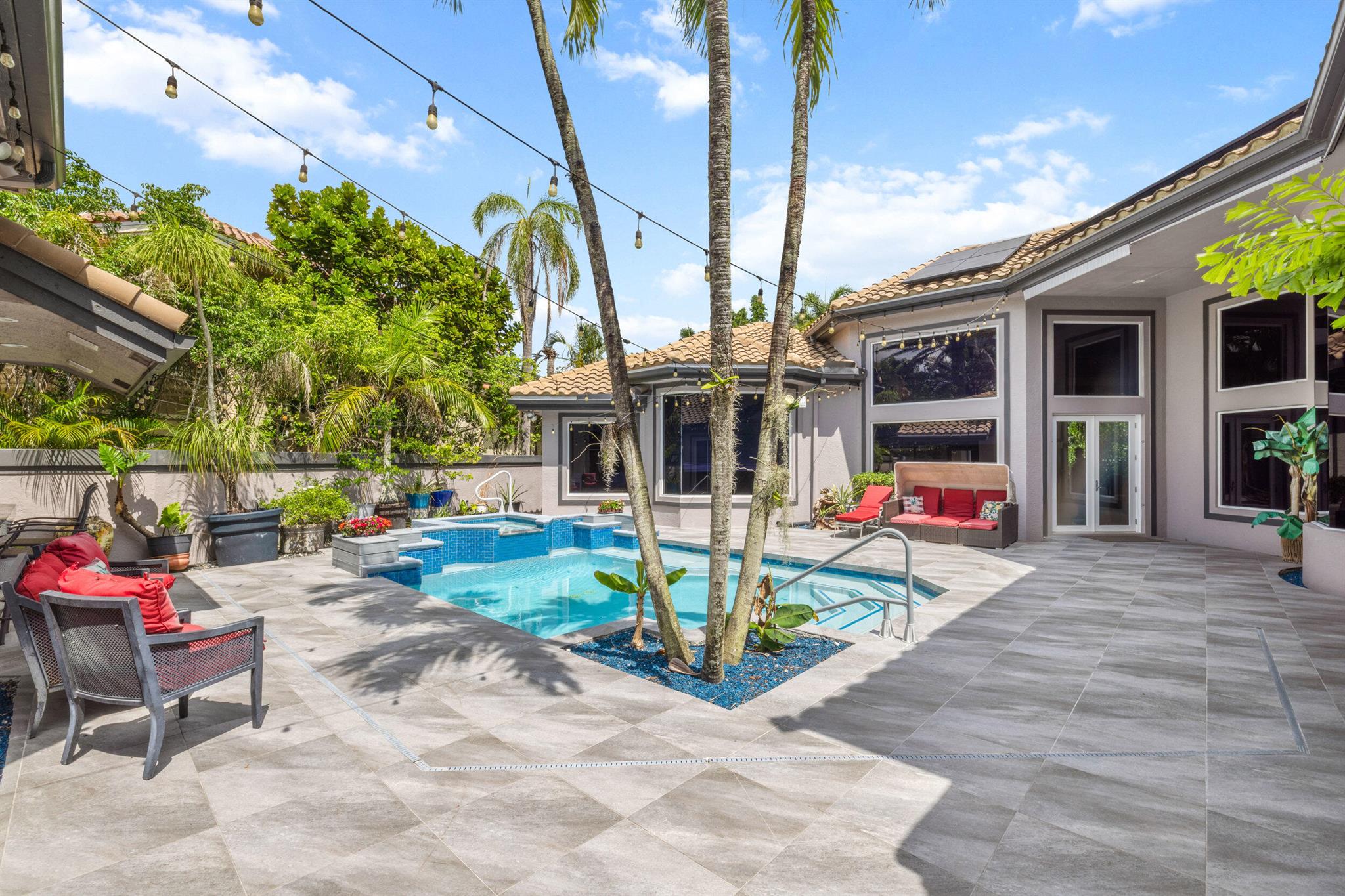 6595 NW 32nd Ter Boca Raton, FL 33496