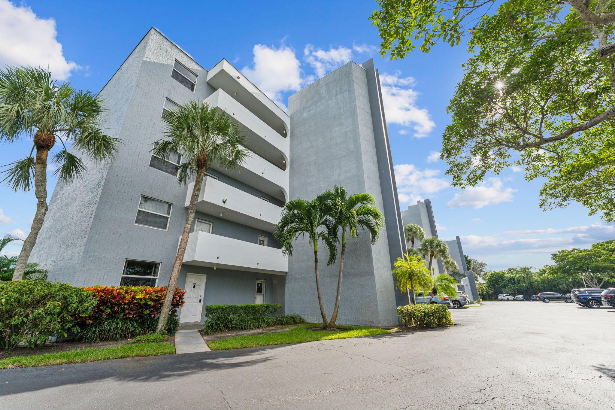 250 NW 67th St #117