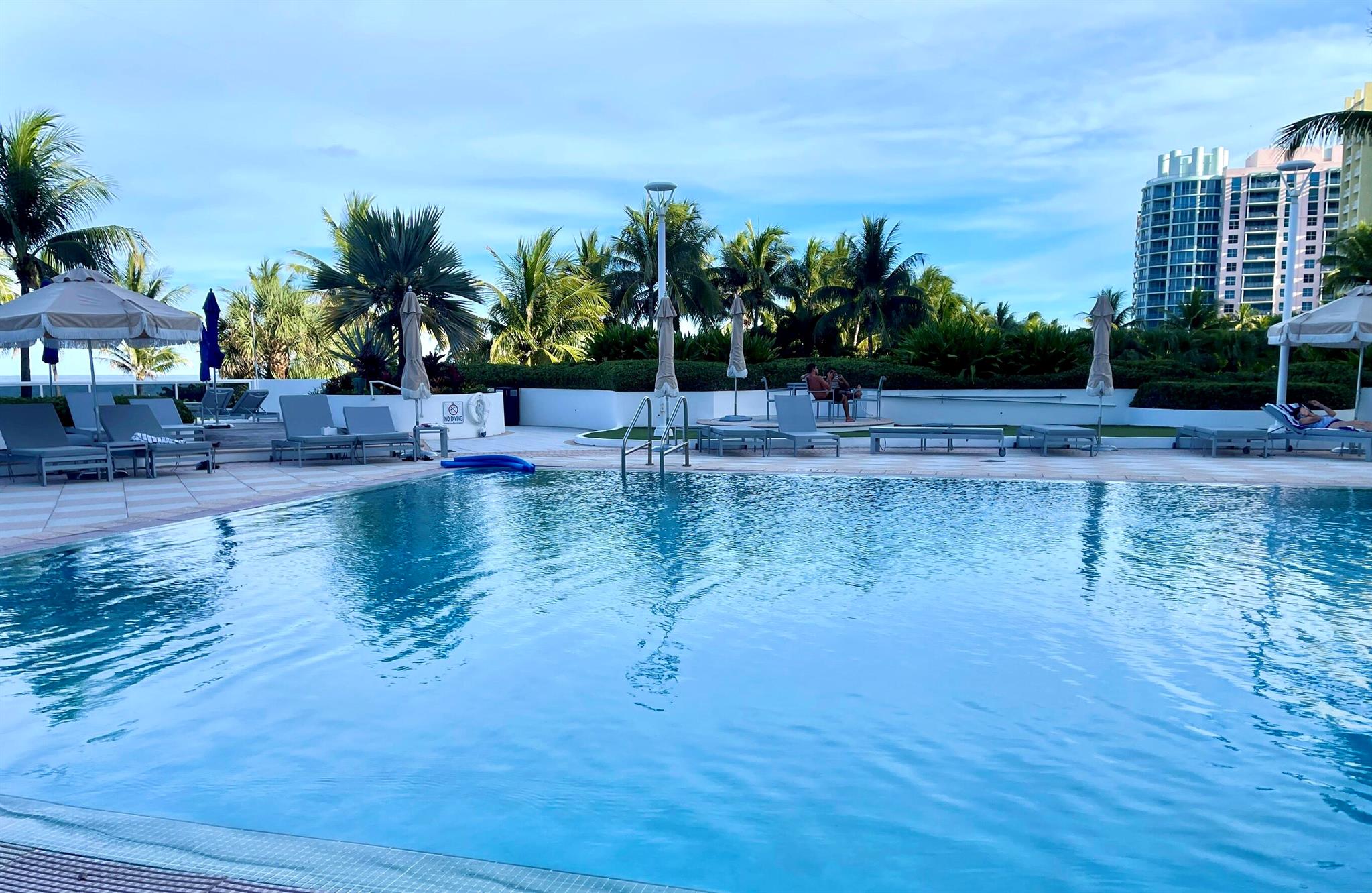 image The Decoplage Condo11